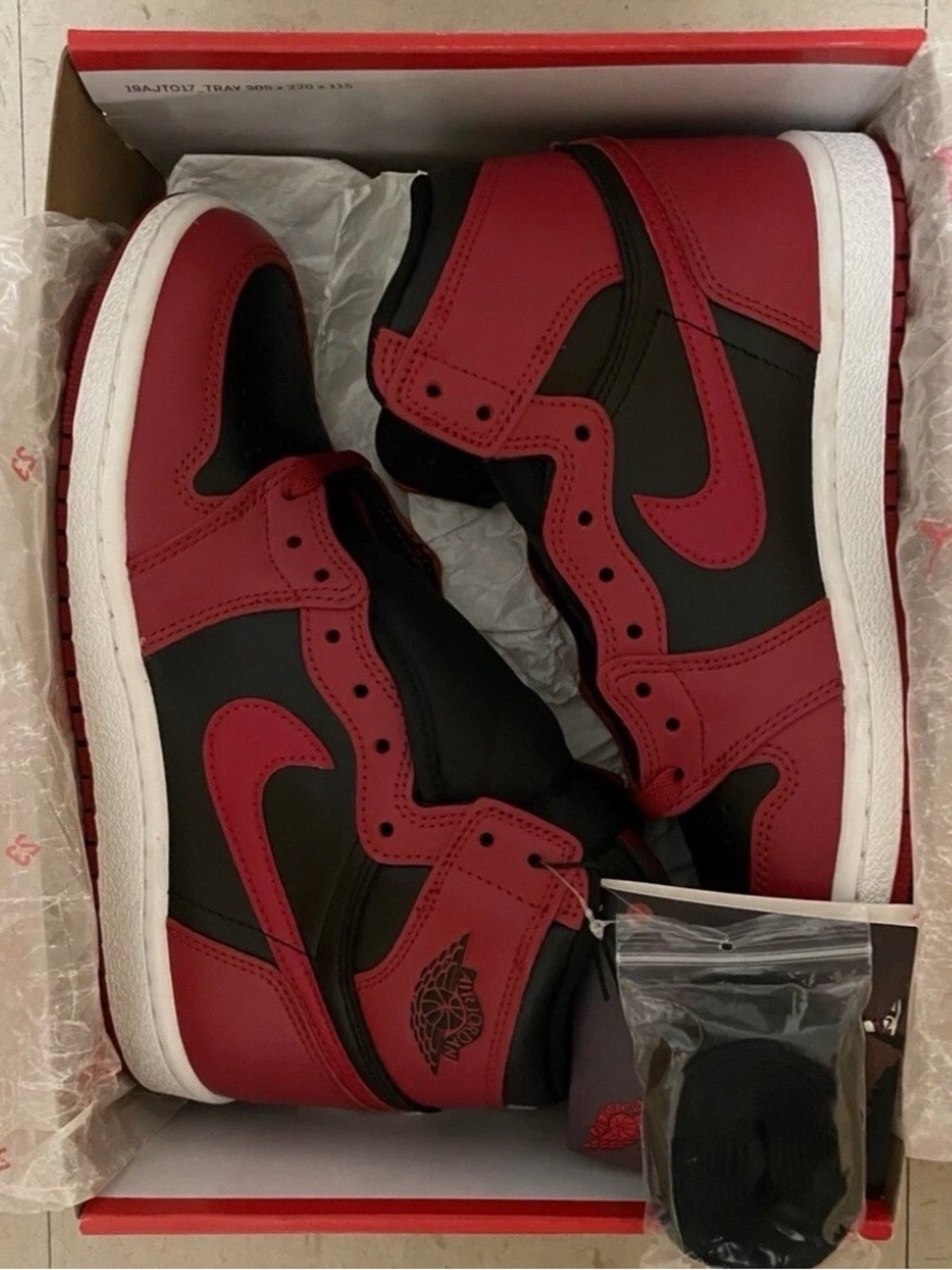 Jordan 1 High 85 - Red & Black